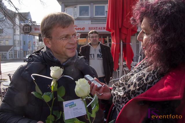 Endspurt im kommunalen Friedberg Wahlkampf 2014 -  myheimat-Reporterin Sabina Scherer im Gespräch mit Thomas Kleist