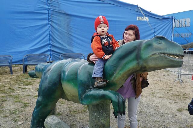 Dinosaurier in Querfurt – Im Reich der Urzeit  - am 18.3.2014 !