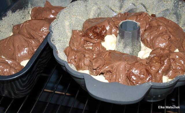 das sind die beiden Kuchen vom 2. ten mal backen