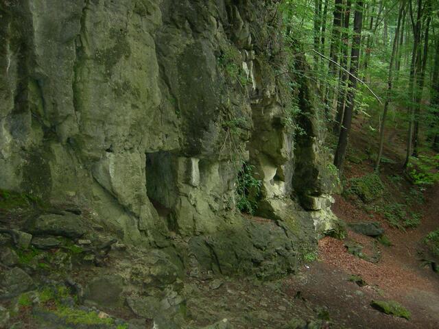 Lippoldshöhle bei Brunkensen