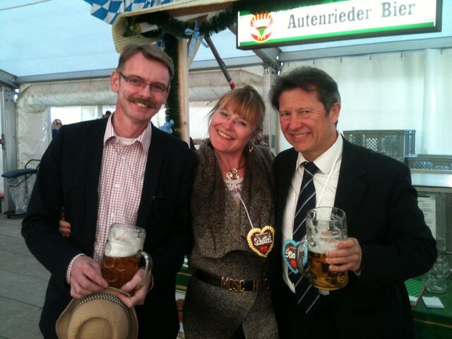 Peter Lösch mit Iris Koy und Norbert Krix