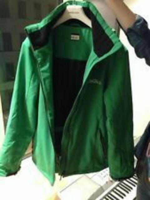 Ebay-Auktion original TV Total WOK WM-Jacke von NEVIO | Foto: (c) YAGALOO Crowdfunding