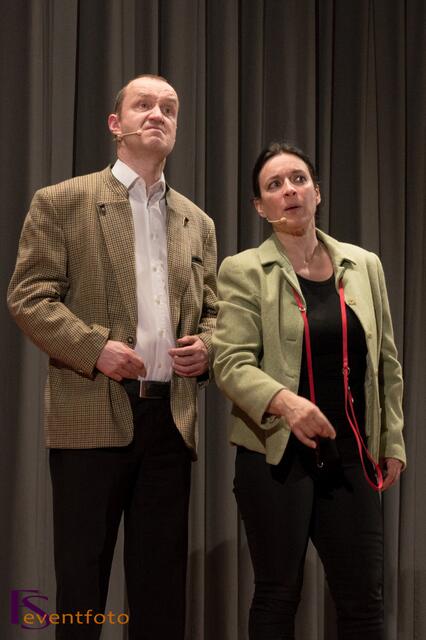 Herr und Frau Braun 2014: Programm "Tütenknaller" in der Friedberger Stadthalle