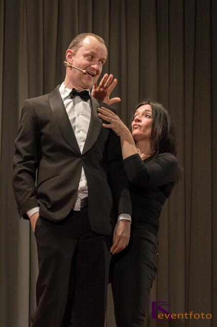 Herr und Frau Braun 2014: Programm "Tütenknaller" in der Friedberger Stadthalle