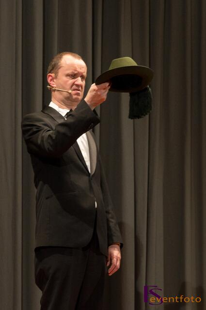 Herr und Frau Braun 2014: Programm "Tütenknaller" in der Friedberger Stadthalle