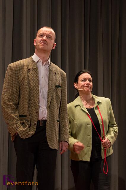Herr und Frau Braun 2014: Programm "Tütenknaller" in der Friedberger Stadthalle