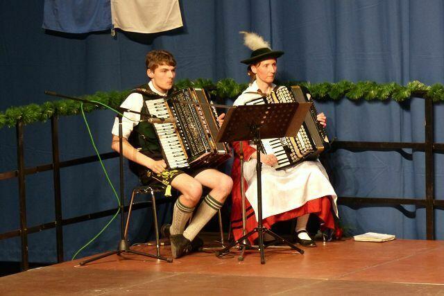 musikalische Begleitung der Trachtler