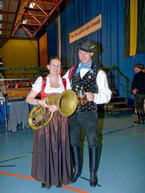 .................... und zum Lachen gebracht .....!