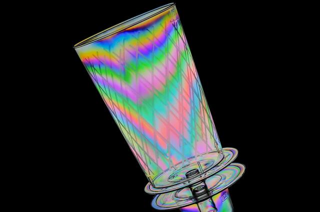 Edles Wasserglas aus Plastik ...