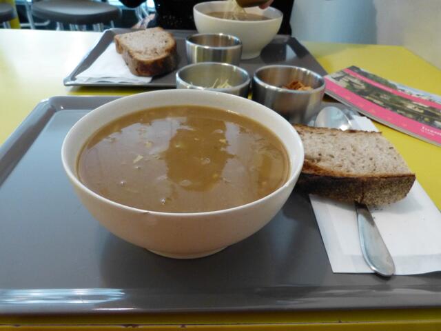 Lecker Zwiebelsuppe.