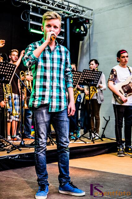 Baerenbande rockt die Friedberger Realschule bei 50-jährigen Schuljubiläum 2014