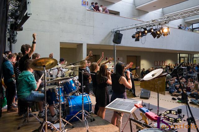 Baerenbande rockt die Friedberger Realschule bei 50-jährigen Schuljubiläum 2014