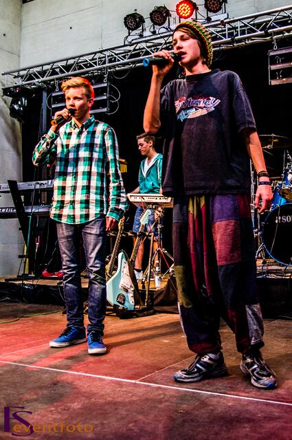 Baerenbande rockt die Friedberger Realschule bei 50-jährigen Schuljubiläum 2014