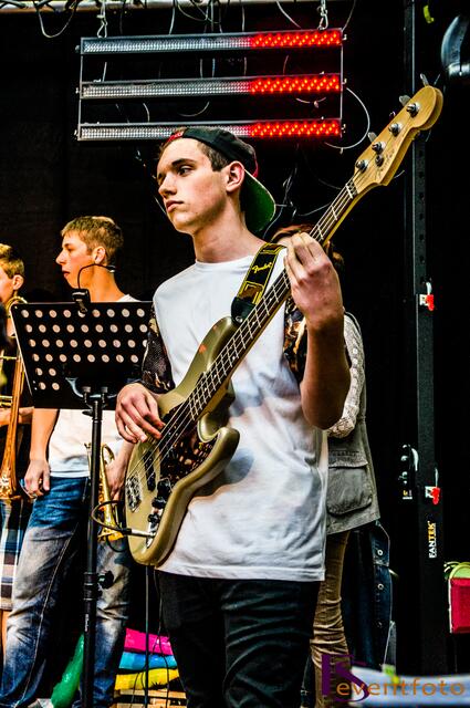 Baerenbande rockt die Friedberger Realschule bei 50-jährigen Schuljubiläum 2014