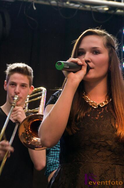Baerenbande rockt die Friedberger Realschule bei 50-jährigen Schuljubiläum 2014