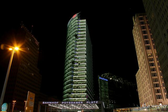 Potsdamer Platz - Zentrale der Deutschen Bahn