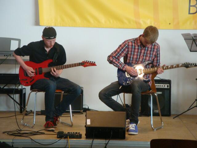 Metal-Duo