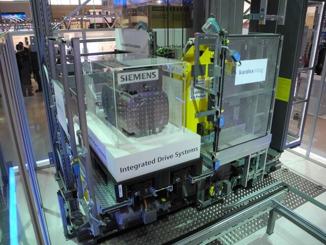 Integrierte Antriebstechnik von SIEMENS am Beispiel eines Regalbediengerätes