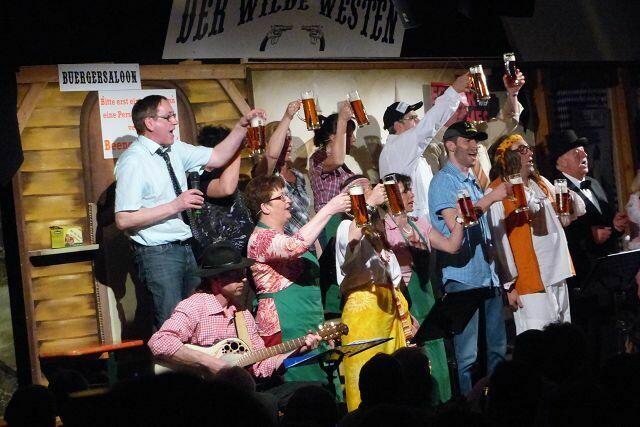 ein lustiges Lied zum Abschluss des Starkbierfestes .......