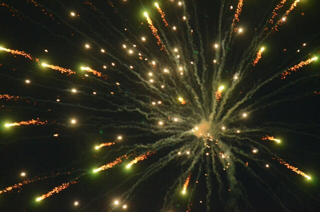fackelschwimmen: feuerwerk  02