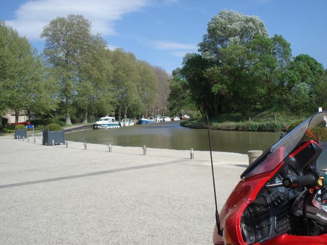 Anlegestelle am Canal du Midi (Weltkulturerbe) - er verbindet Atlantik und Mittelmeer, erbaut im 17. Jahrhundert!