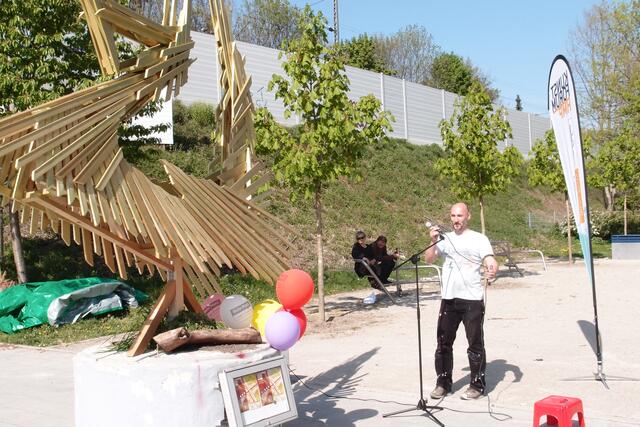 Z-Rock alias Wolfgang Lehnerer stellt seine Plastik vor!