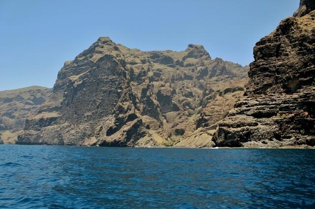 Mit Urgewalt errichtet