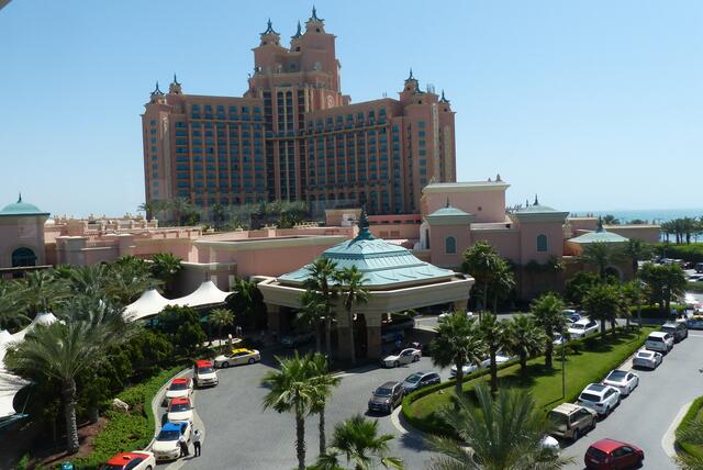 Zugfahrt zum Hotel Atlantis auf der Palm - Insel