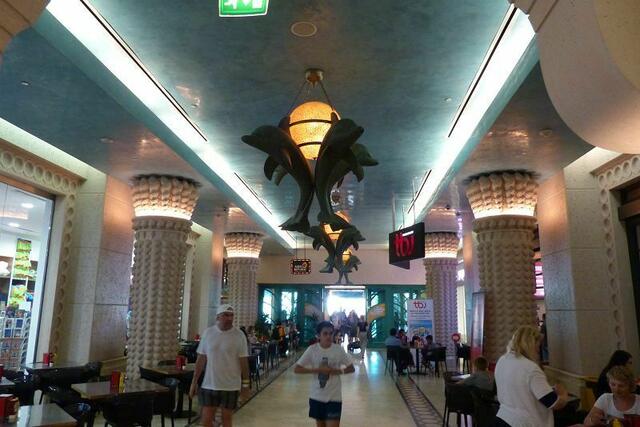 futuristische Lampen ...
