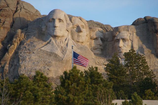 Mount Rushmore bei Sonnenaufgang