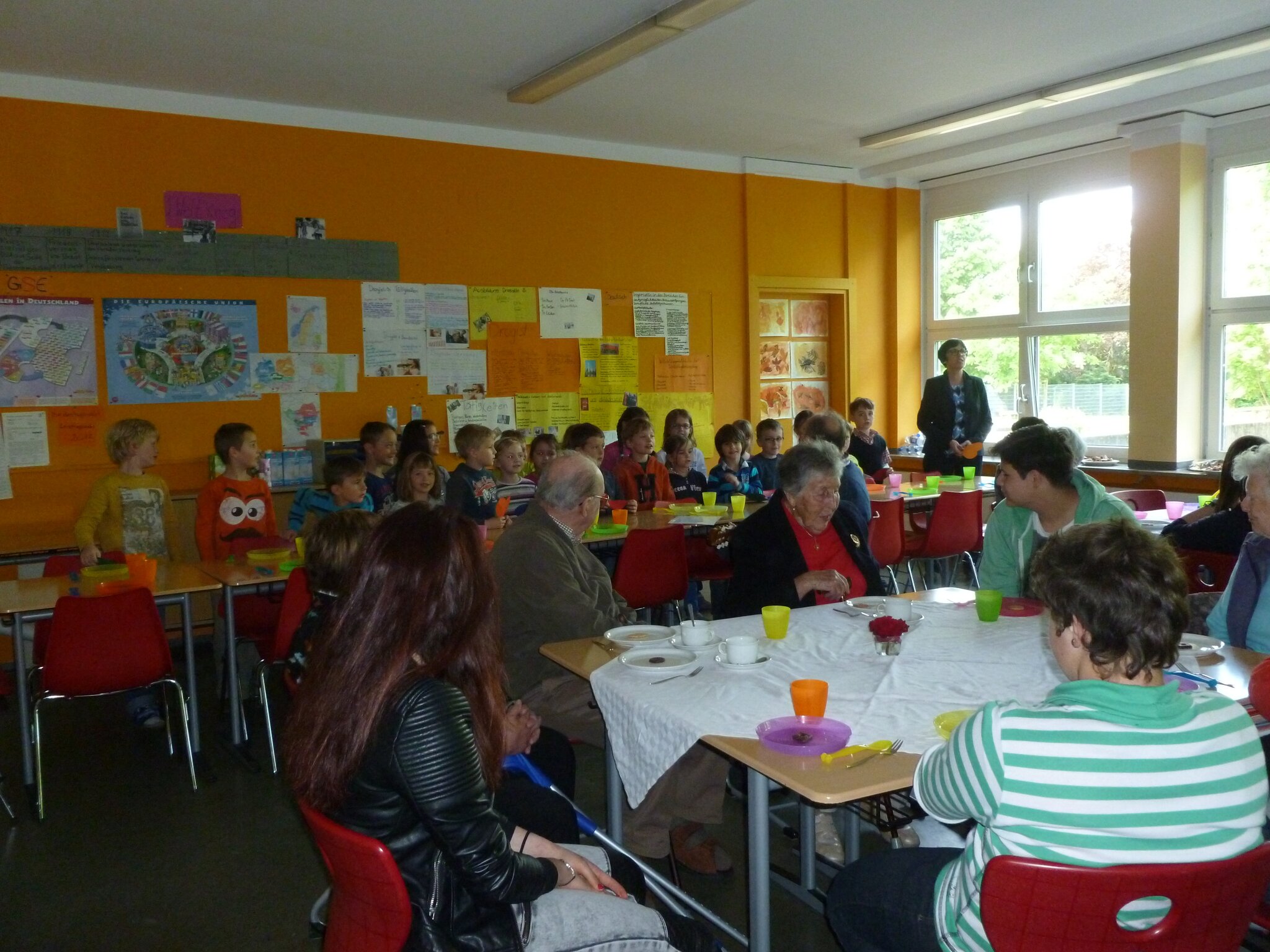 Gutes Team Betreutes Wohnen zu Gast in der Eichenwaldschule Neusäß