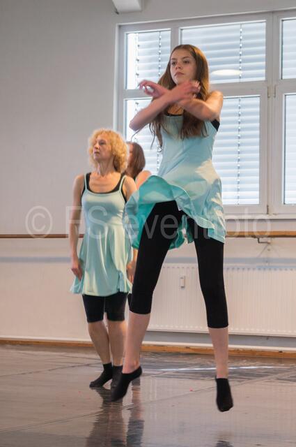 Tanzperformance - Ballett- und Tanzzentrum Otevrel-Zaboj präsentiert großes Leistungsspekturm seiner Mitglieder
