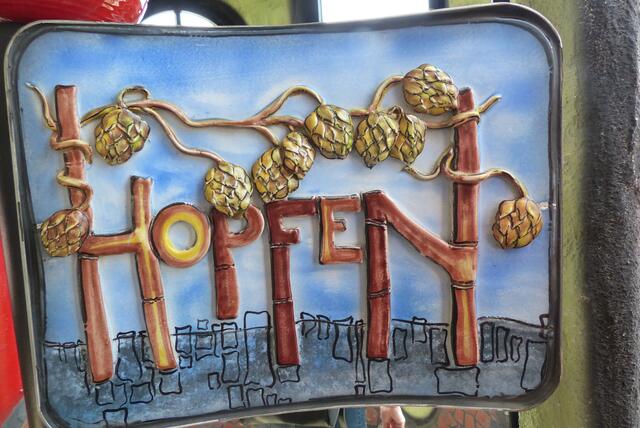 auch ein Erker für Hopfen aus der Hallertau im Süden