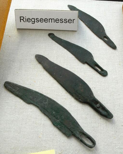 Riegseemesser / Bronzezeit (Museum Königsbrunn)
