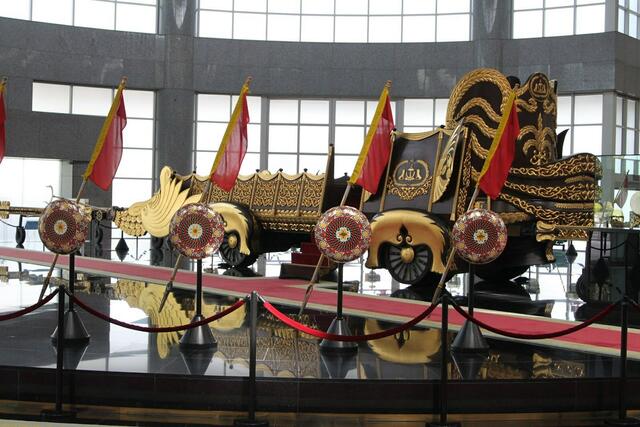 In der Royal Regalia: Sultans-Kutsche. Foto: Wikipedia Commons.