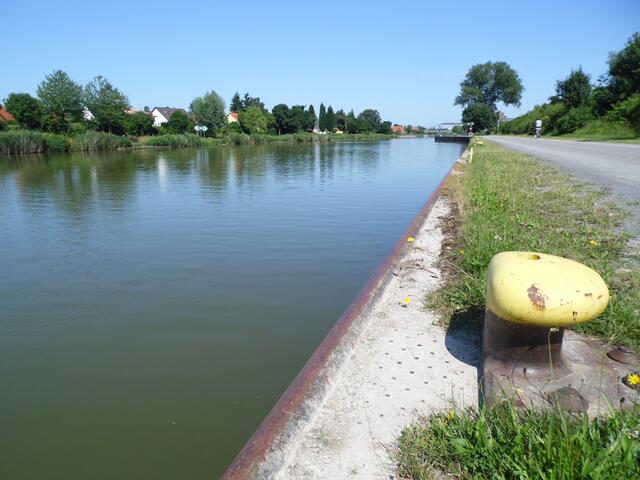 Anlegestelle zwischen Hebbelstraße und Holzwiesen.