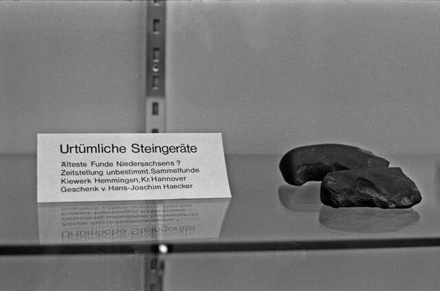 In den 80ger Jahren durfte ich mit freundlicher Genehmigung des Nds. Landesmuseums Hannover die historischen Schätze fotografieren.