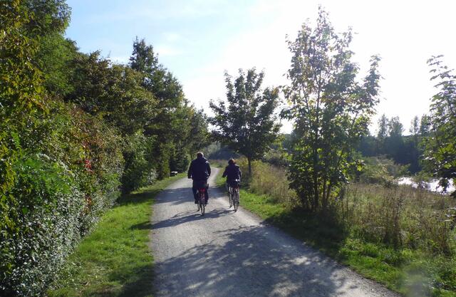 ...oder noch besser, alles mit dem Fahrrad erkunden.