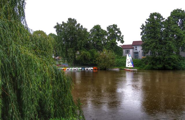 Marburger Hafenfest - Die Flotte liegt wegen Regenwetter noch vor Anker. | Foto: KDH / SDS Marburg