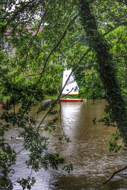 Marburger Hafenfest - Die Flotte liegt wegen Regenwetter noch vor Anker. | Foto: KDH / SDS Marburg