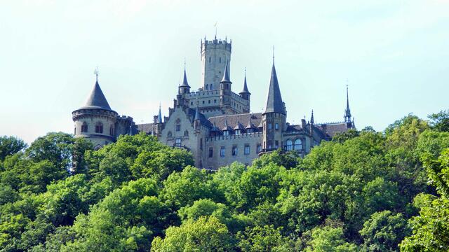 Wir fuhren weiter zur Marienburg nach Pattensen