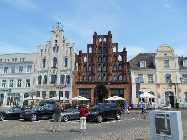 Mecklenburger Seenplatte. (Wismarer Platz.)