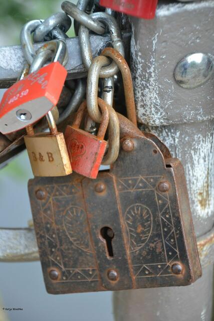 Auch in Wolfenbüttel wird die Liebe ans Schloss gelegt. Ob es hilft? (Foto: Katja Woidtke)