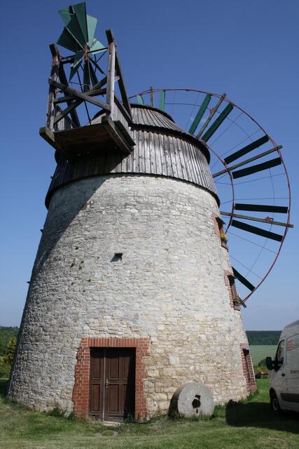 Blick von hinten auf die Mühle