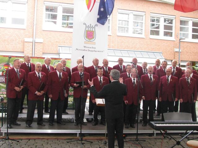 Der Männergesangverein Kaltenweide unter der Leitung von Holger Pohl.