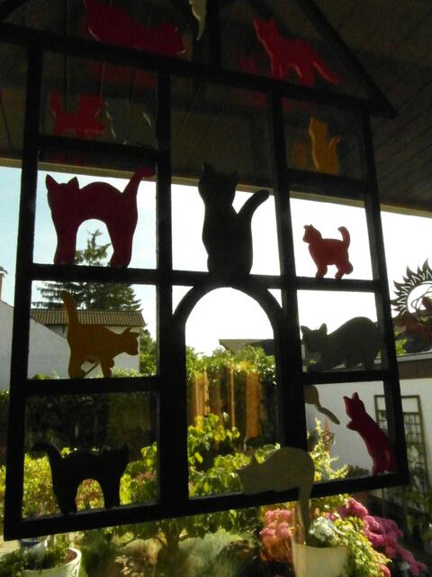 Fensterbild in einem Stück--