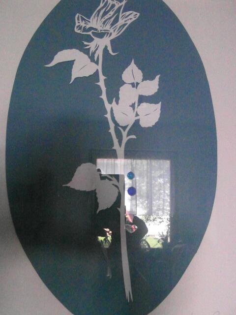 original Scherenschnitt unter Glas