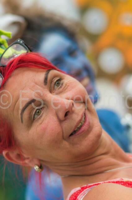 4. Fest der Naturgeister im 2014 im Botanischen Garten Augsburg - Organisatorin und Stylistin Uschi Eschbach