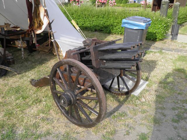 eine mehrschüssige Lafette