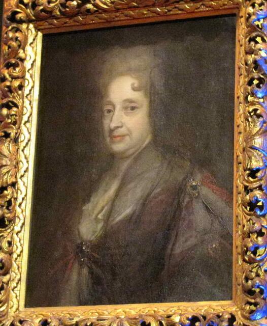 Die Frau von Ernst August war Sophie von der Pfalz. Sie war eine Enkelin des englischen Königs Jacob I., und das sollte für das Kurfürstentum Hannover Folgen haben.